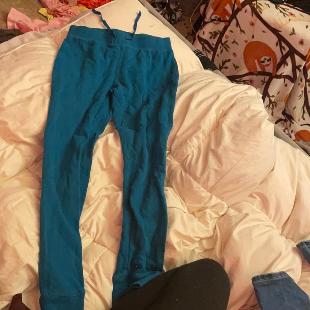 Girls joggers